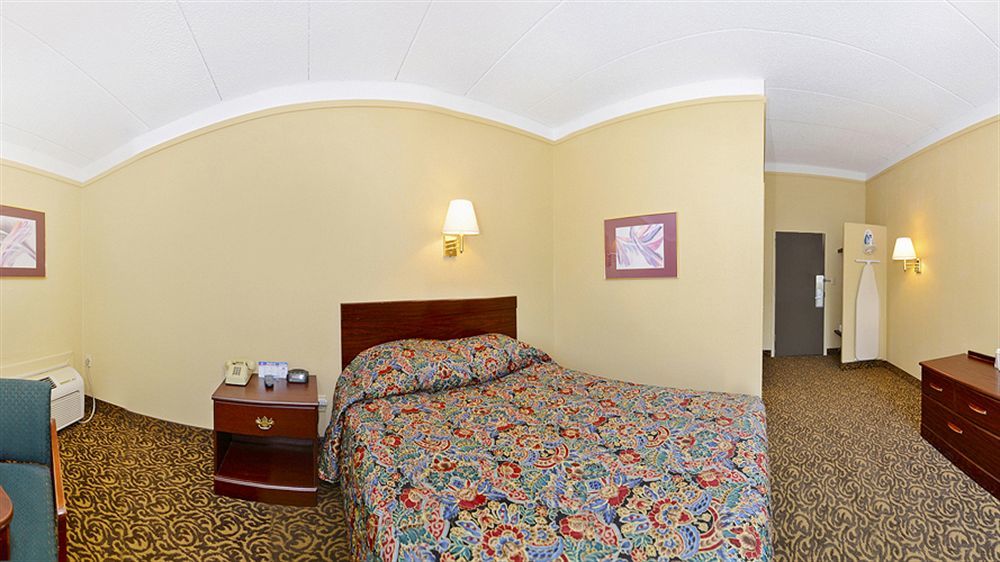 Hotel Wingate By Wyndham Bloomington Zewnętrze zdjęcie